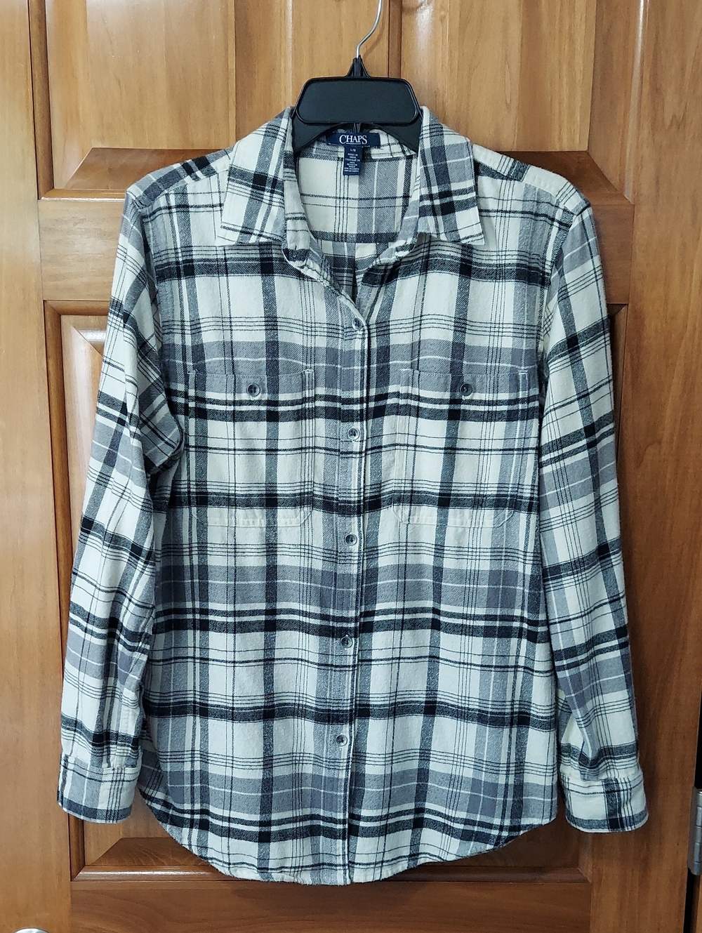 Chaps Flannel Black & Ivory Plaid Button-Down Shirt, 2 Chest Pockets, Size Large